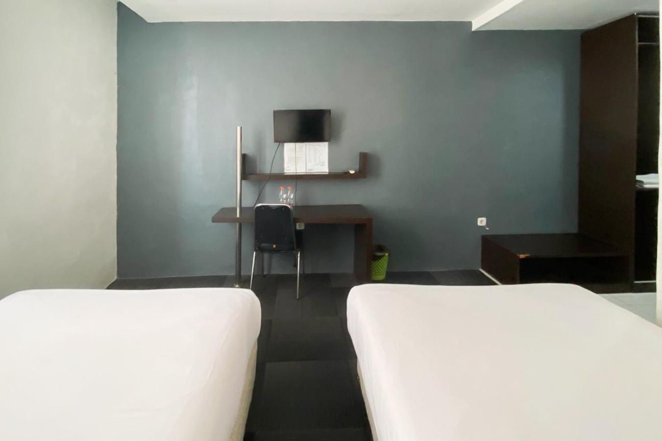 Urbanview Hotel Asyra Makassar Ngoại thất bức ảnh