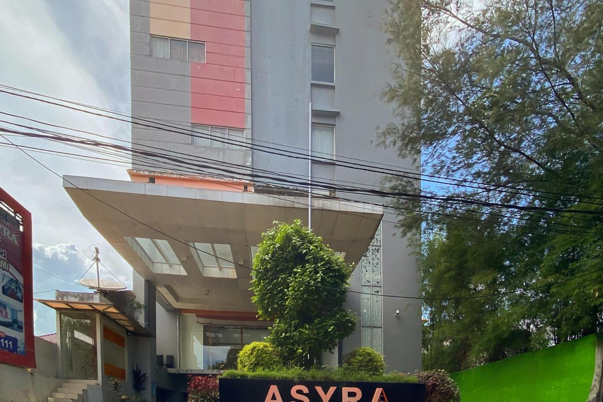 Urbanview Hotel Asyra Makassar Ngoại thất bức ảnh