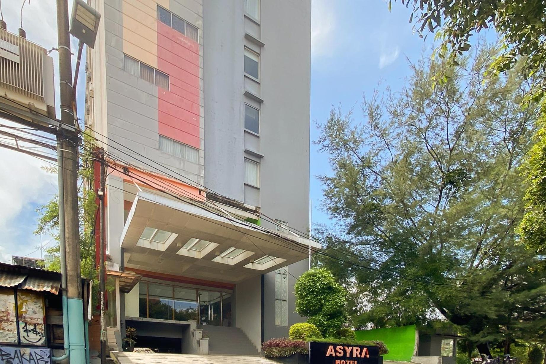 Urbanview Hotel Asyra Makassar Ngoại thất bức ảnh